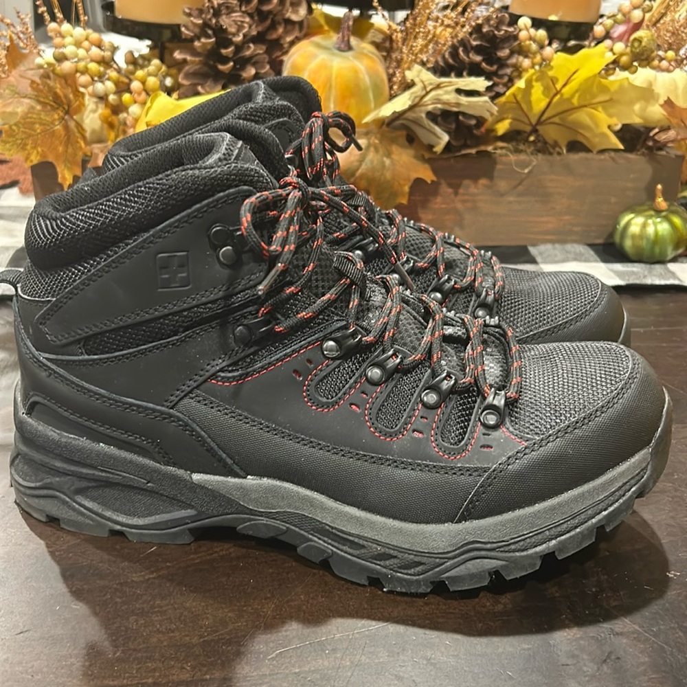 Swiss Tech Hiking Boots Size 11
